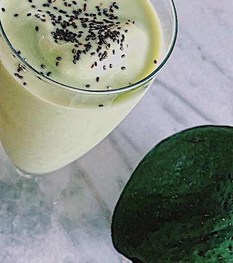 Avocado -Dates Smoothie